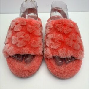 Ugg Coral Fuzzy Heart Slide Slippers, SZ 5 women’s, box 35